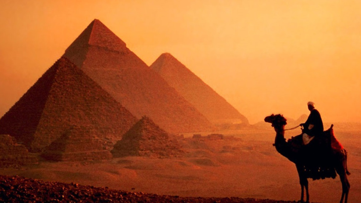 Візи в Єгипет подорожчають на 10 доларів - фото 1