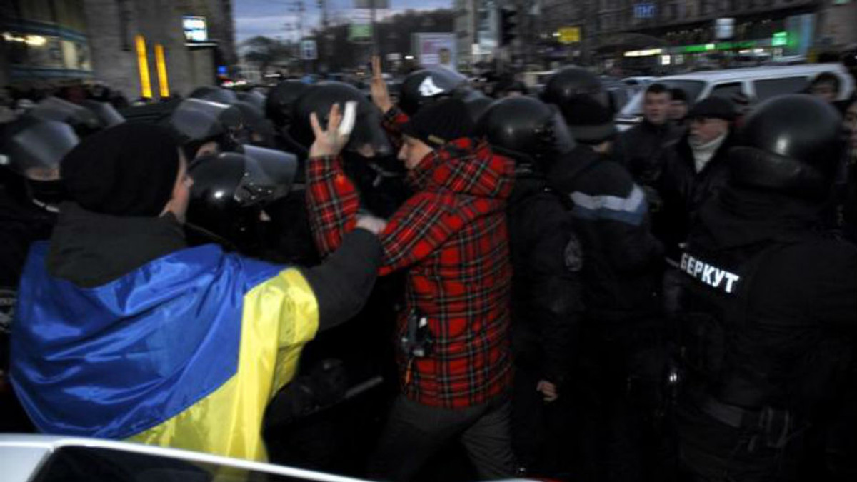 Джерело: Померла дівчина побита на Євромайдані - фото 1