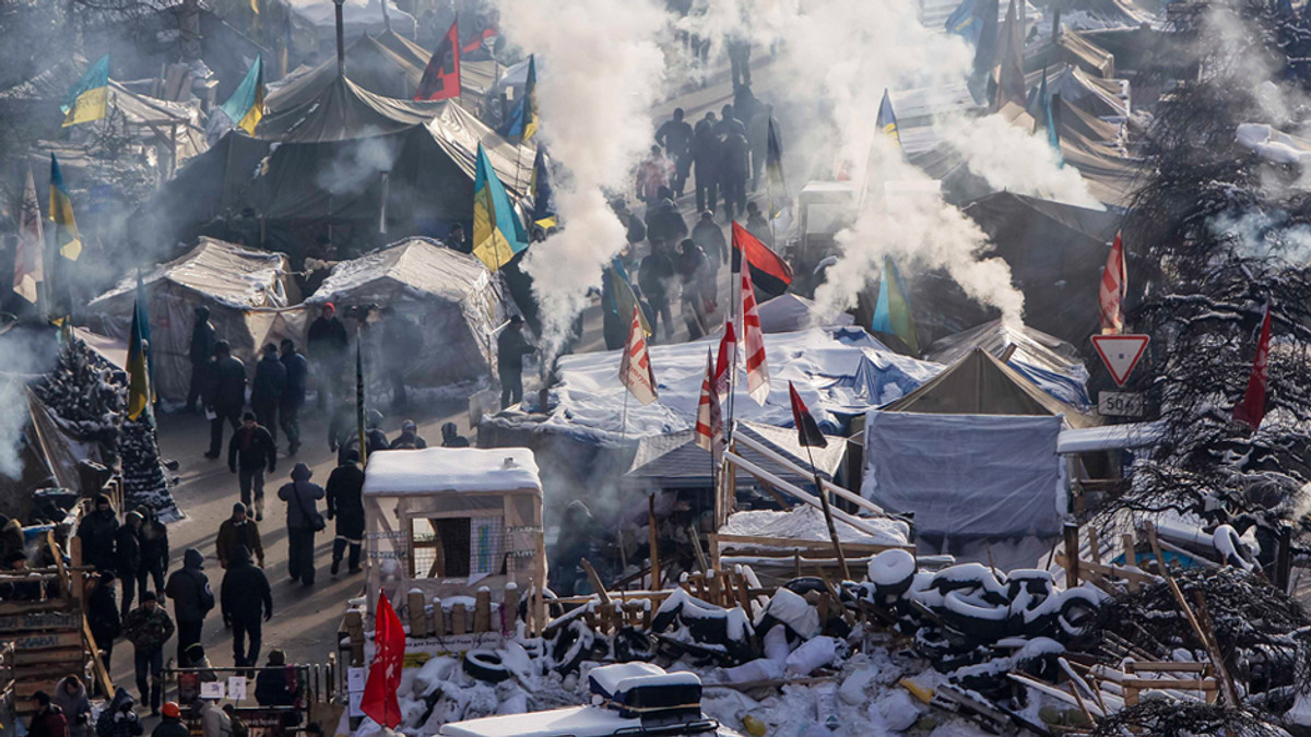 Соціологи опитали людей, чому вони стоять на Майдані - фото 1