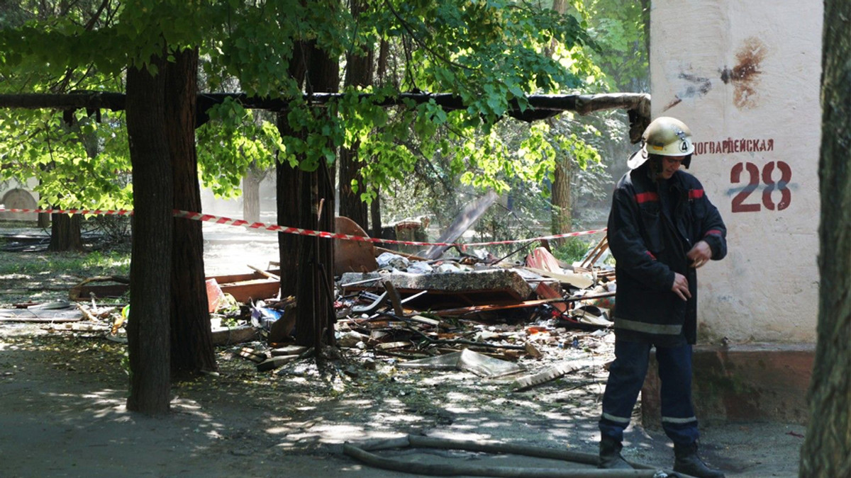 У миколаївській багатоповерхівці внаслідок вибуху загинула одна людина (Фото, Відео) - фото 1