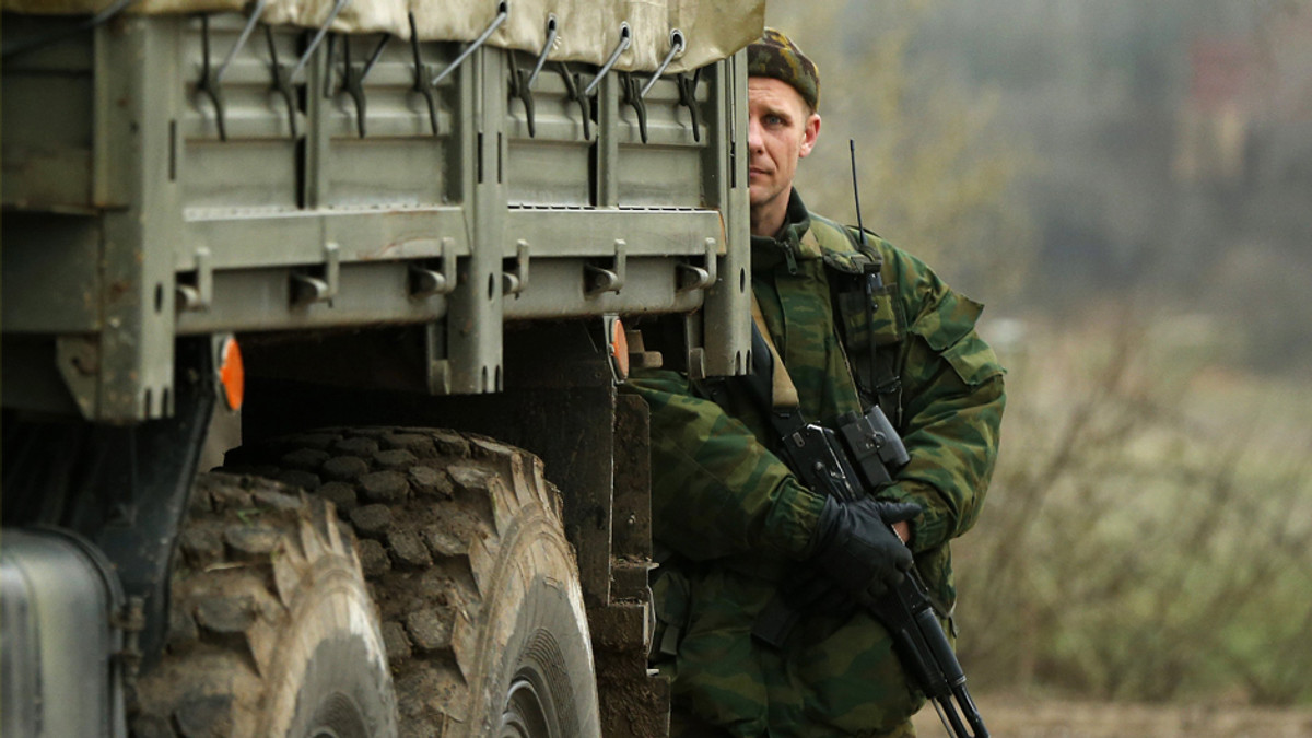 Росія продовжує нарощувати армію біля кордону з Україною - фото 1