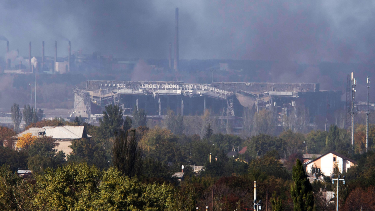 «Кіборги» відбили ряд атак бойовиків в районі донецького аеропорту - фото 1
