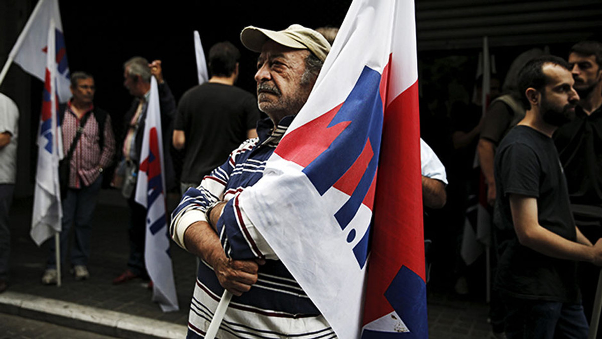 У Греції активісти окупували міністерство фінансів - фото 1