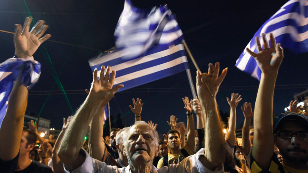 Греки вирішать на референдумі, що робити з боргами - фото 1
