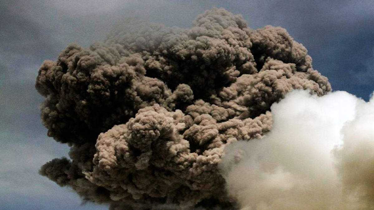 В Еквадорі почалося виверження вулкана Котопахі - фото 1
