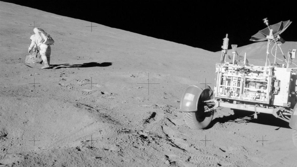 Тисячі фотографій польоту на Місяць тепер у відкритому доступі - фото 1