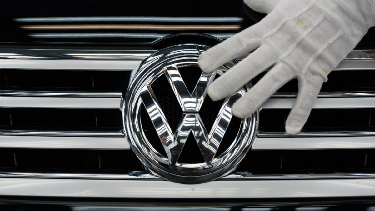 Volkswagen відклав публікацію річного звіту - фото 1