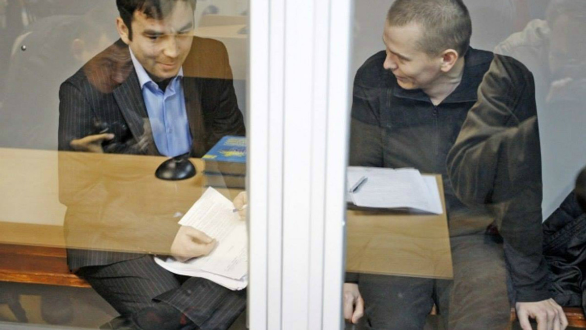 Російських ГРУшників засудили до 14 років ув’язнення - фото 1