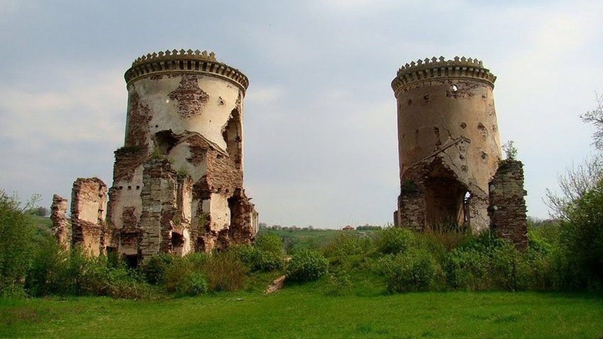 Польща дасть $10 млн на реконструкцію замку в Україні - фото 1