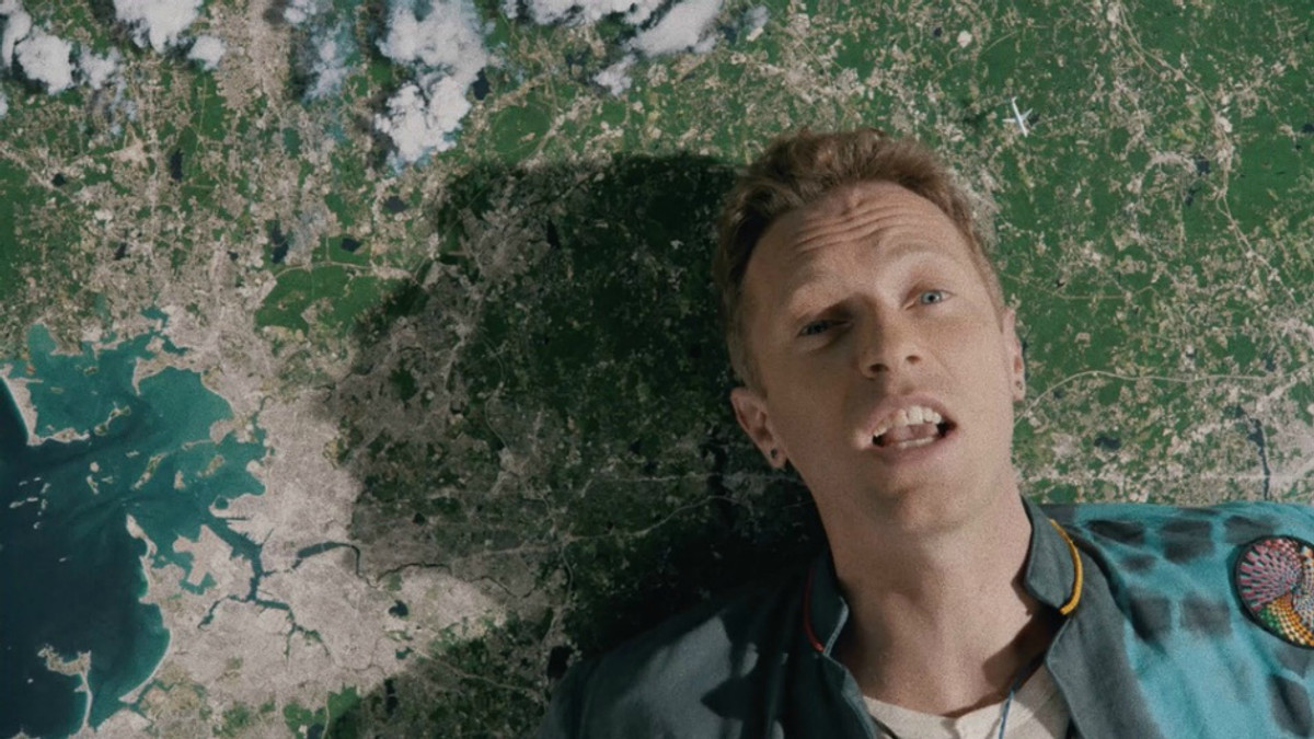 Coldplay представив новий футуристичний кліп - фото 1