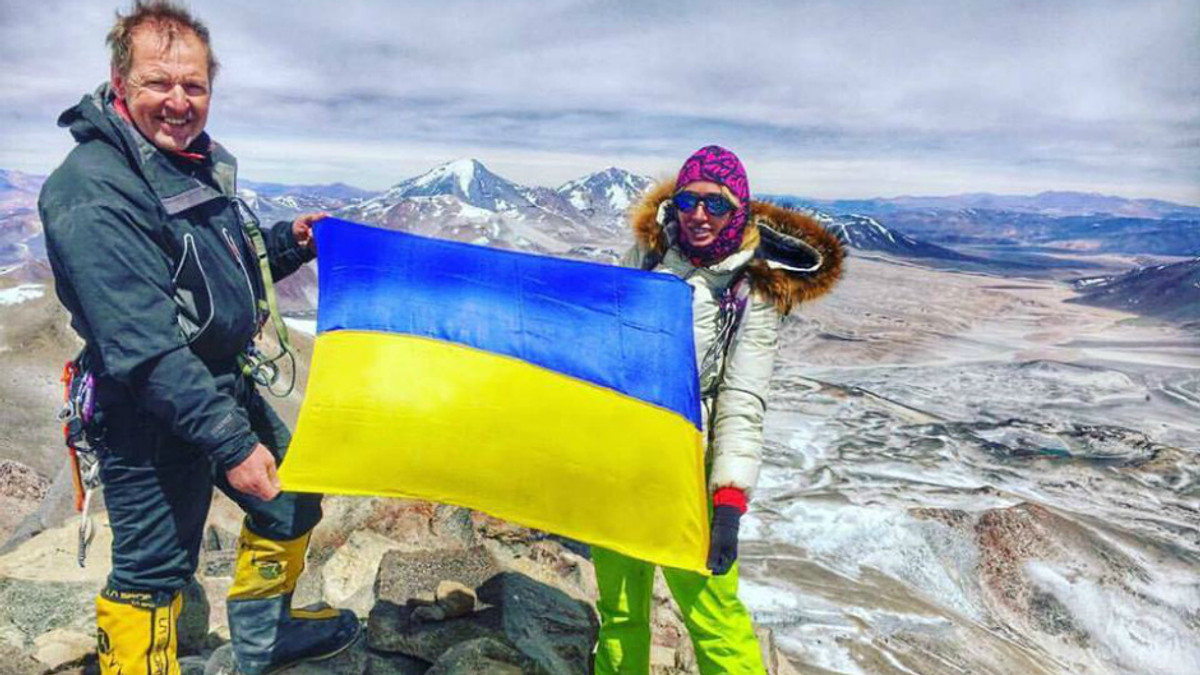 Українка вперше піднялась на Еверест - фото 1