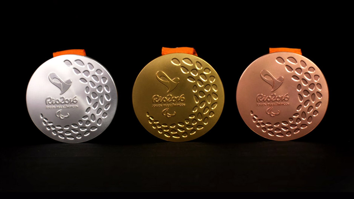У Ріо показали медалі для переможців Олімпіади-2016 - фото 1