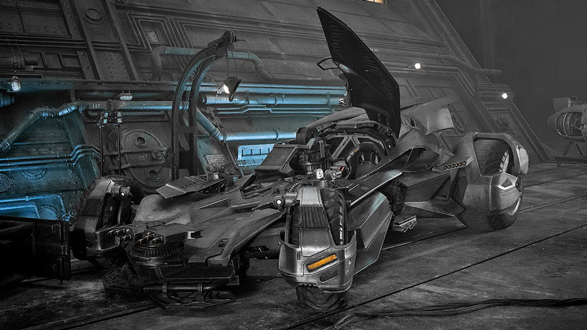 Warner Bros показала новий автомобіль Бетмена - фото 1