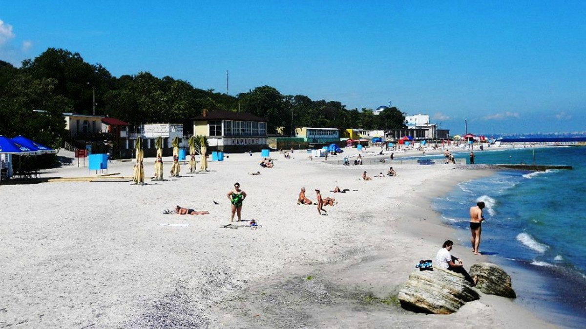 На шести одеських пляжах заборонили купання - фото 1