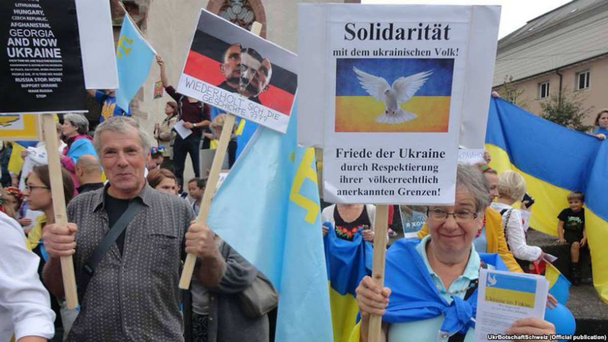Сьогодні відзначають день кримськотатарського прапора - фото 1