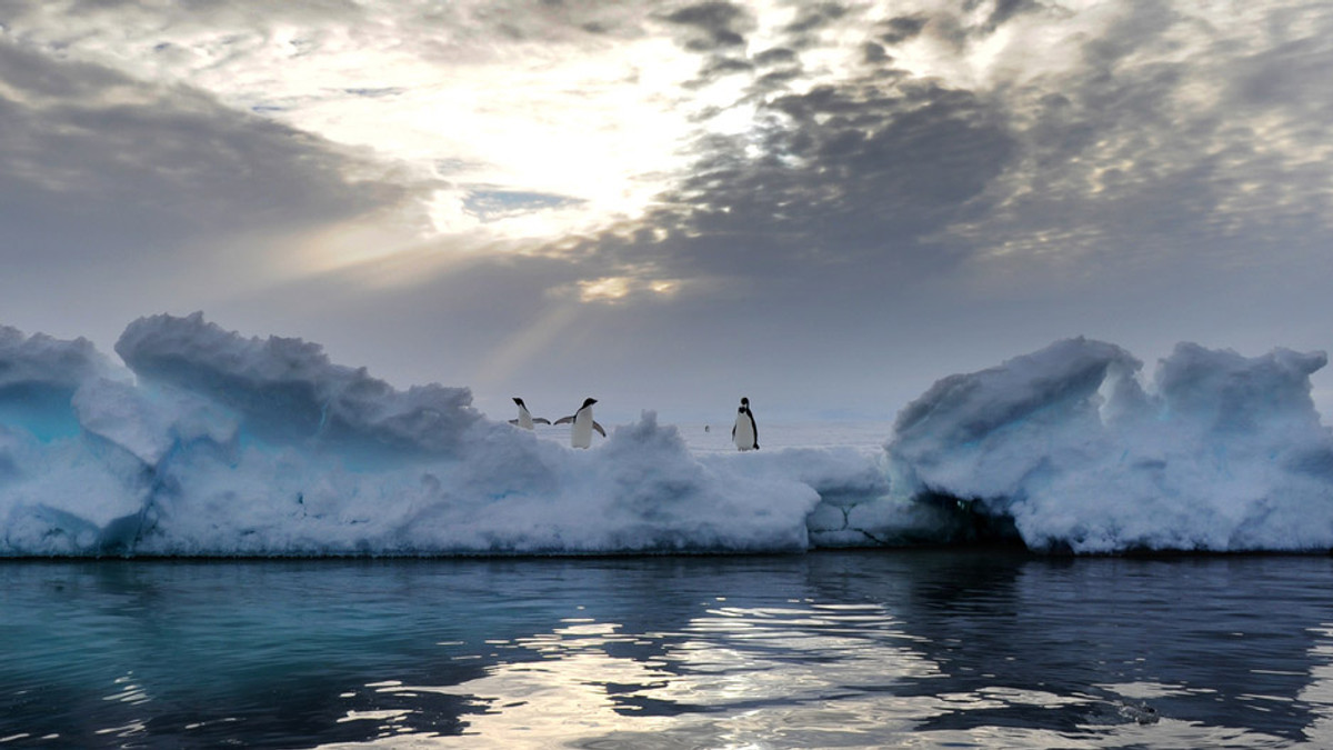 Вчені: Озонова діра над Антарктикою почала затягуватися - фото 1