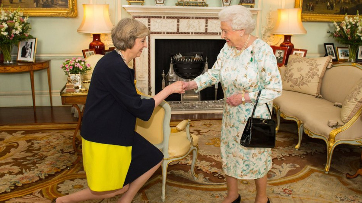 Королева Великобританії призначила нового прем'єра - фото 1
