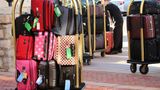 Хитрощі не вдалися: туристку в Австралії оштрафували за багаж