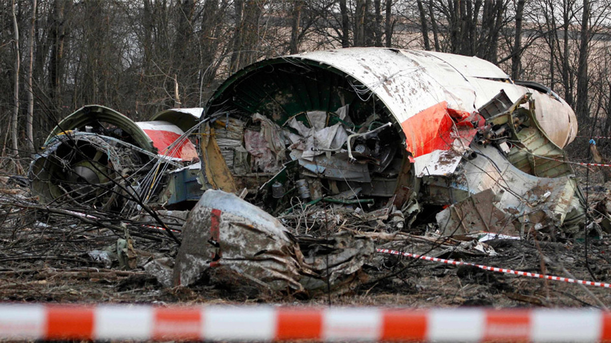 ЗМІ: Тіла деяких жертв Смоленської катастрофи замінили - фото 1