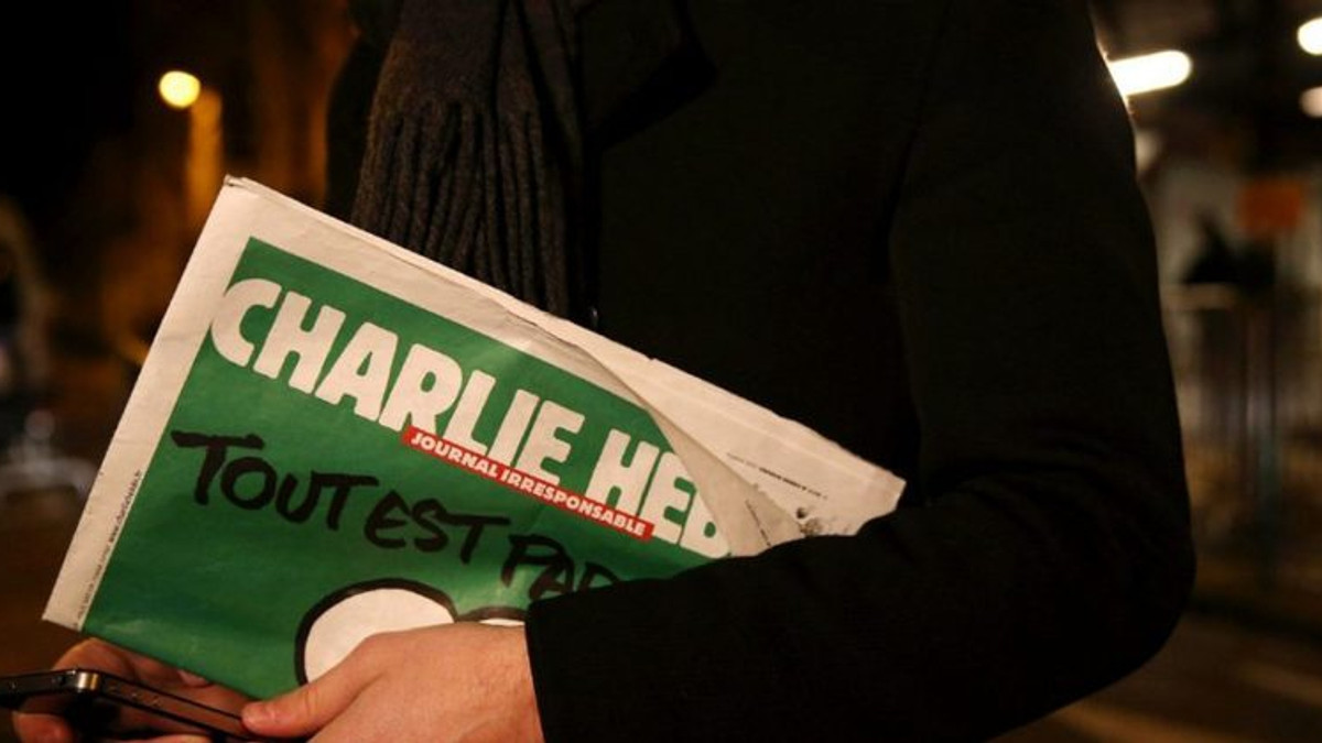 Charlie Hebdo відреагував на "допінговий" скандал у Росії - фото 1