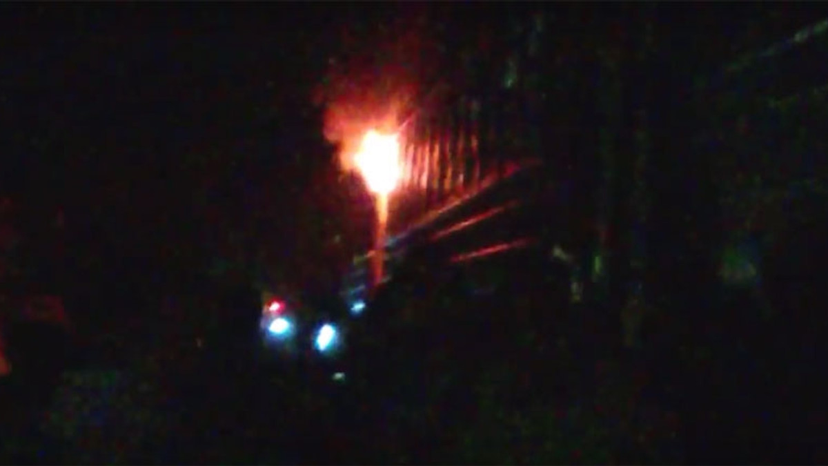 Потяг з пасажирами загорівся на Львівщині - фото 1