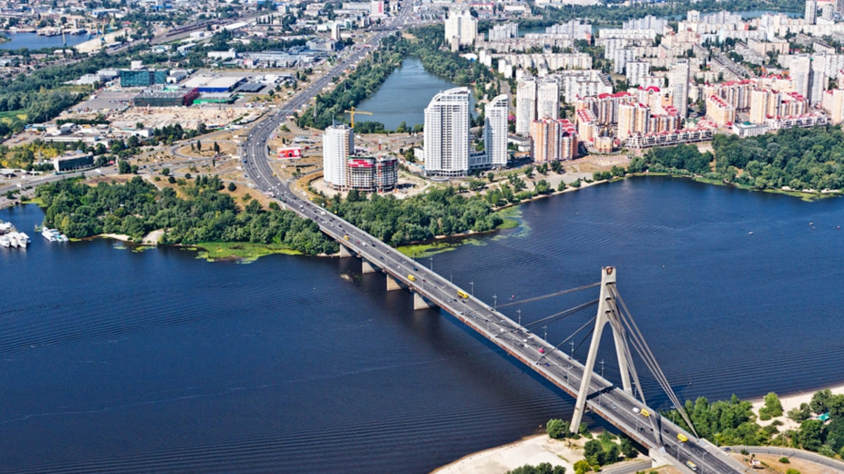 Московський проспект у Києві офіційно отримав ім'я Бандери - фото 1