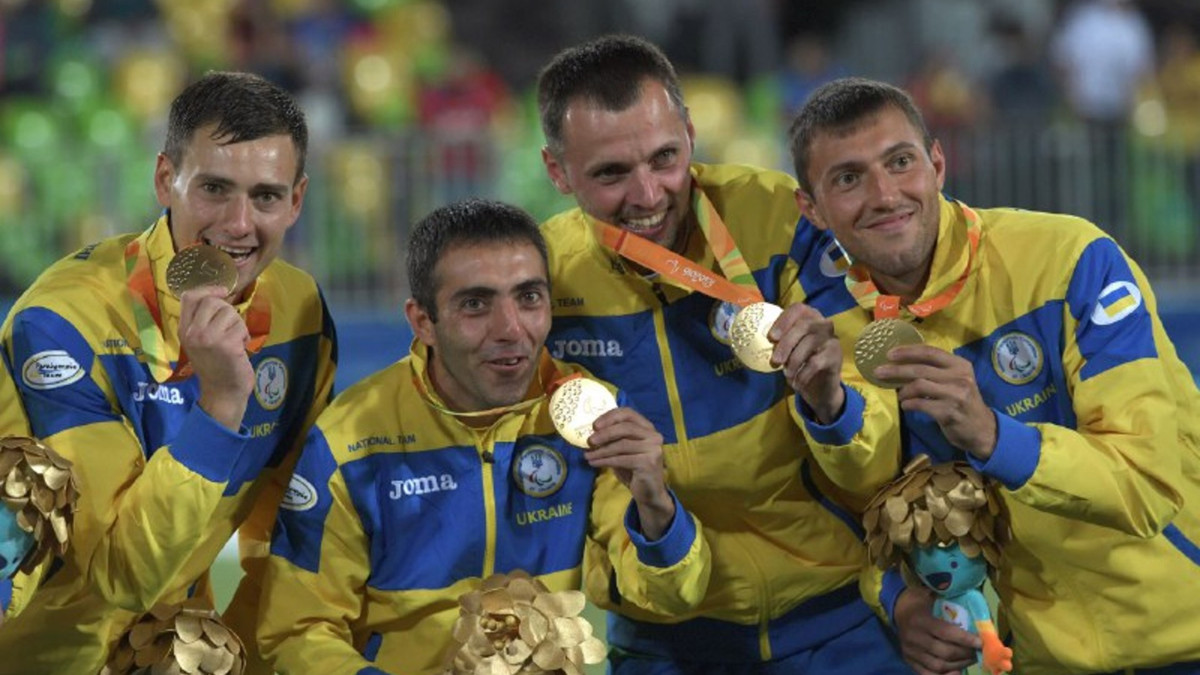 Вчора збірна України з футболу здобула третє "золото" - фото 1