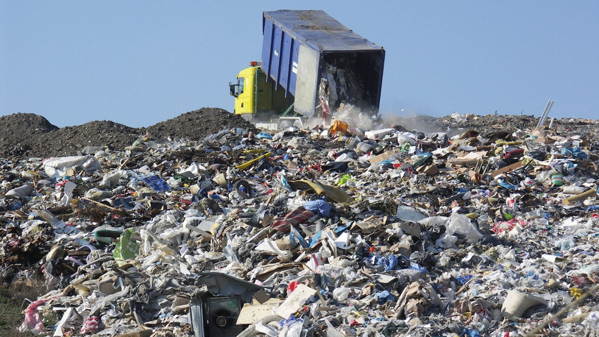Дніпро більше не прийматиме сміття зі Львова - фото 1