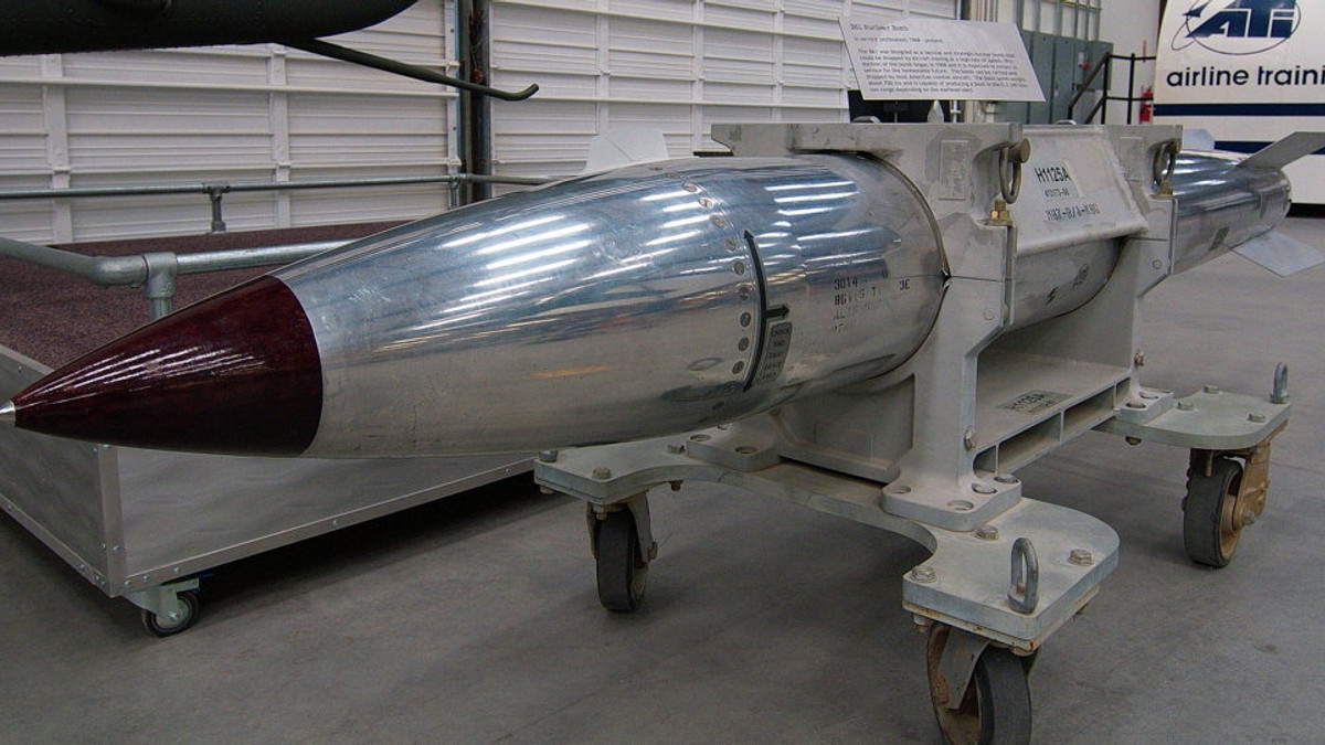 США успішно випробували модернізовані атомні бомби - фото 1