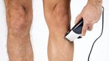 Скільки чоловіків голить волосся на ногах: вражаючі цифри