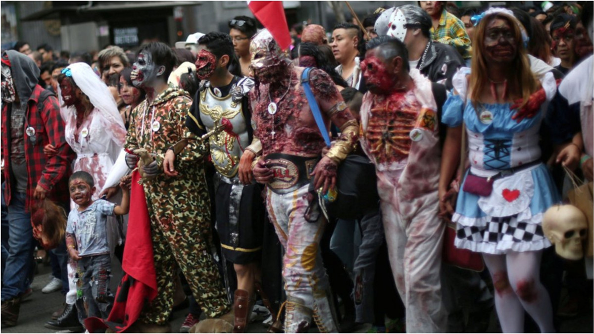 Тисячі зомбі пройшлися вулицями Мехіко - фото 1