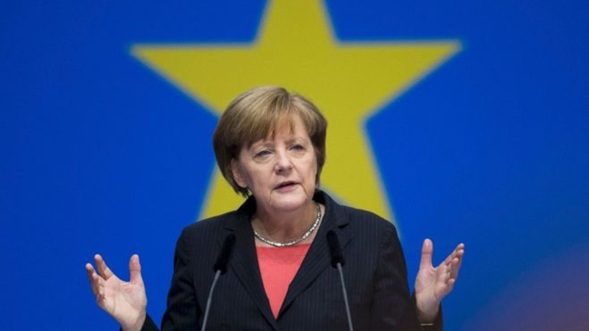 Меркель закликає ЄС посилити санкцій проти Росії - фото 1