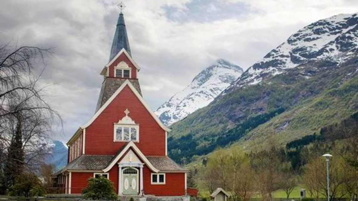 Церкву Норвегії оштрафували за шахрайство - фото 1