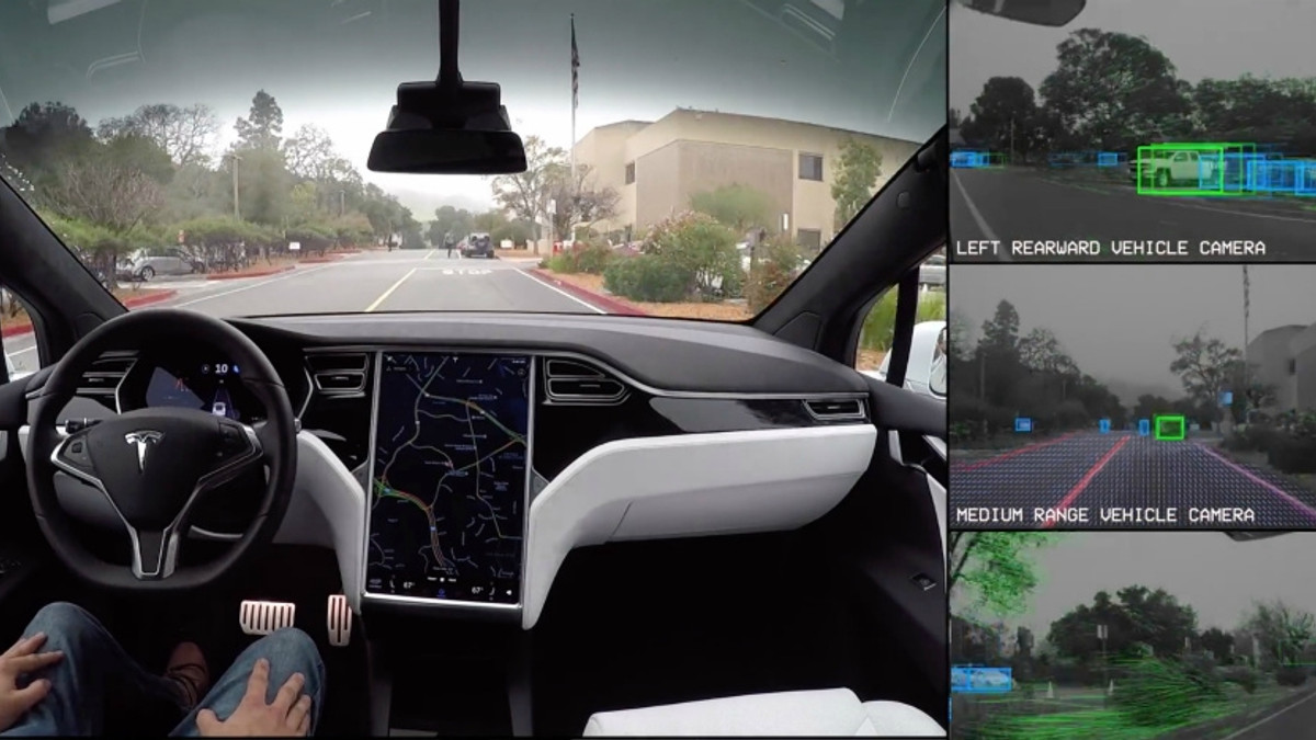 У Tesla ефектно показали, як насправді працює автопілот - фото 1
