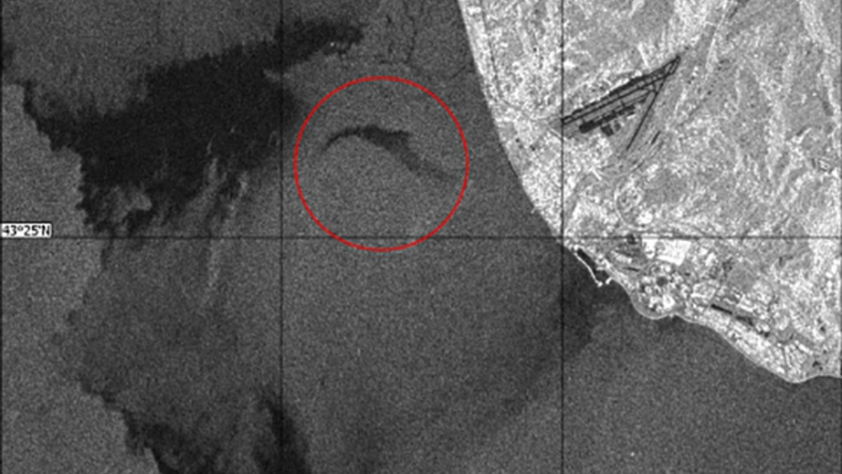Європейський супутник зафіксував точне місце падіння Ту-154 - фото 1