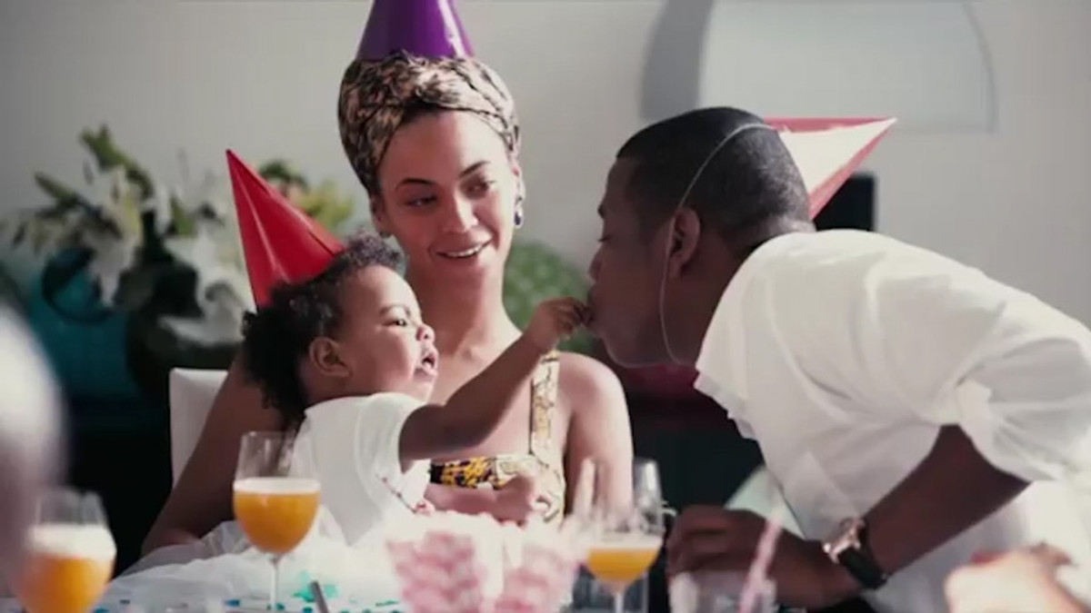 Новий кліп Beyonce підкорив мережу: ефектне відео - фото 1