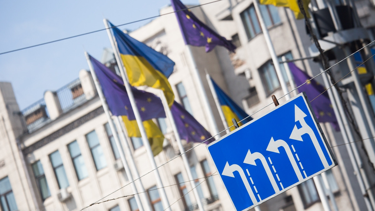 ЄС погодив механізм, який дозволяє безвіз для України - фото 1