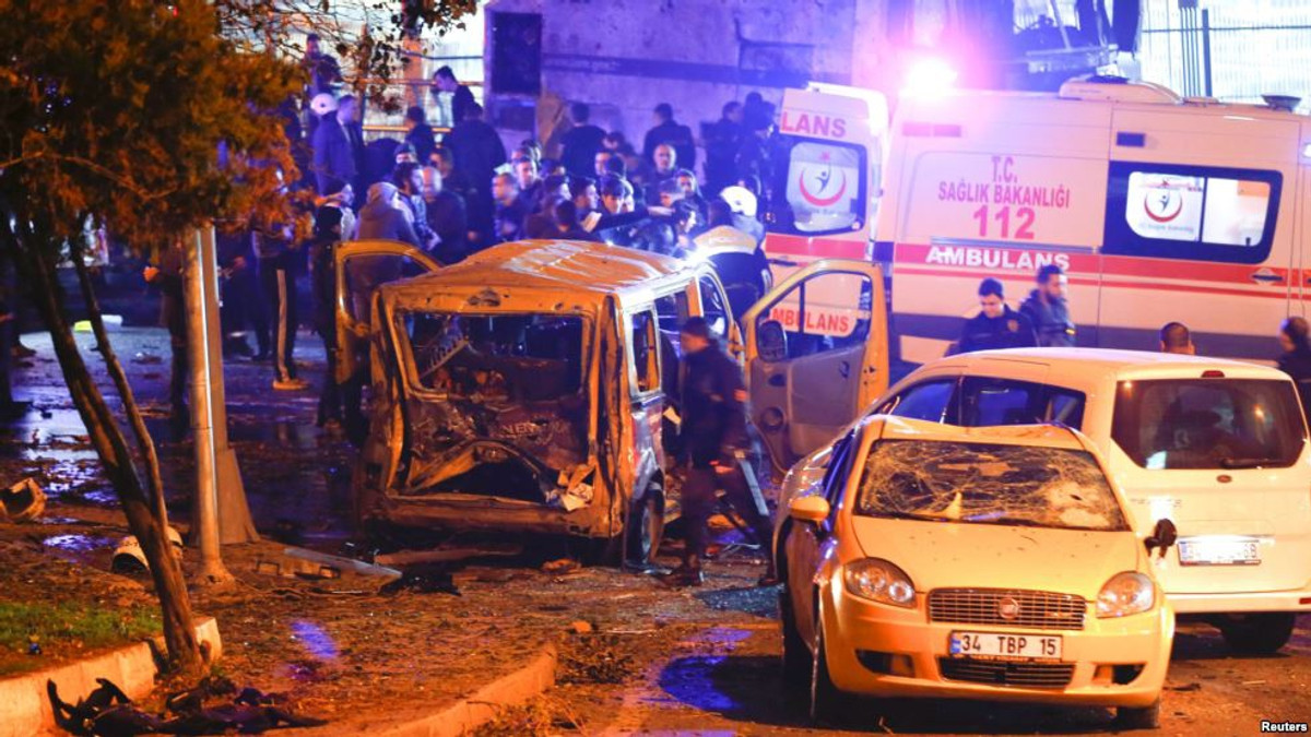 Влада Туреччини заборонила висвітлення у ЗМІ вибуху в Стамбулі - фото 1