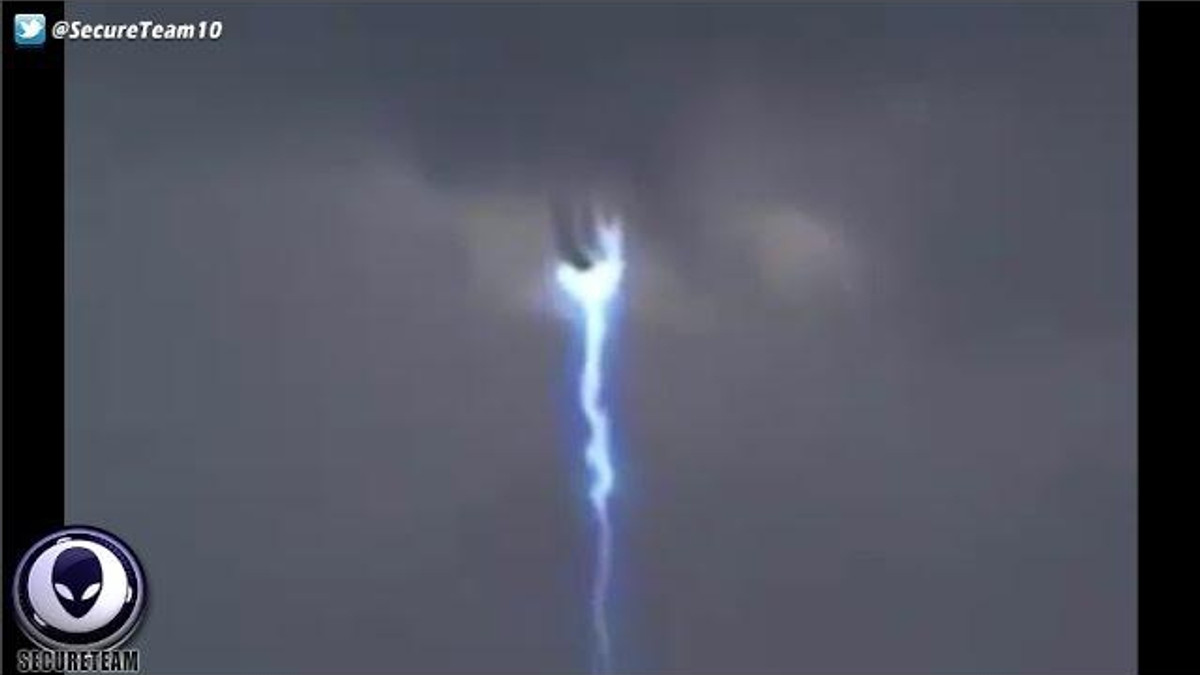 У США зняли на відео зліт незвичного НЛО - фото 1