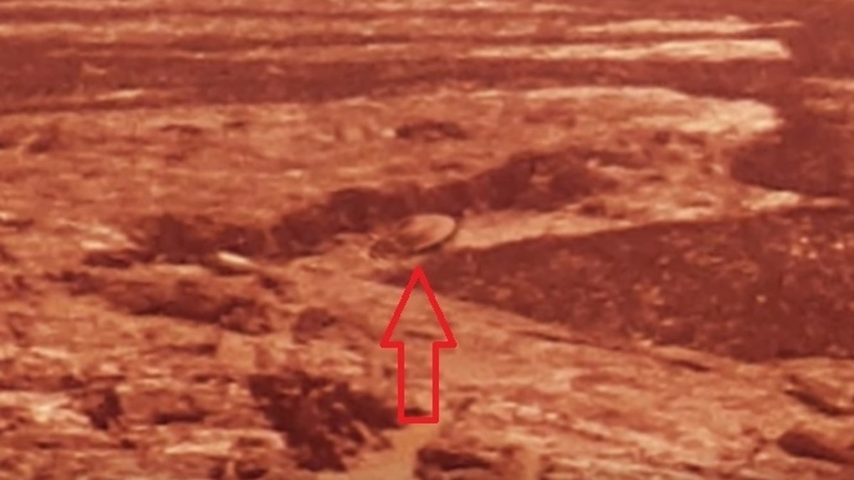 У NASA показали уламки НЛО на Марсі - фото 1