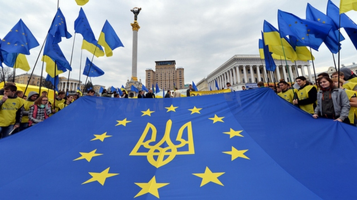 ЗМІ розповіли, як змінилася любов українців до ЄС - фото 1