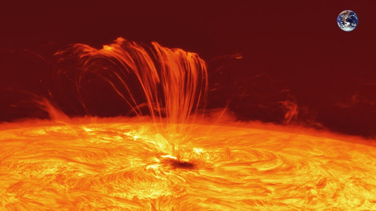 Астрономам вдалося зафіксувати спалахи на "прихованій" стороні Сонця - фото 1