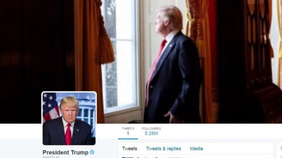 Президентський акаунт Трампа використав фото з інавгурації Обами - фото 1