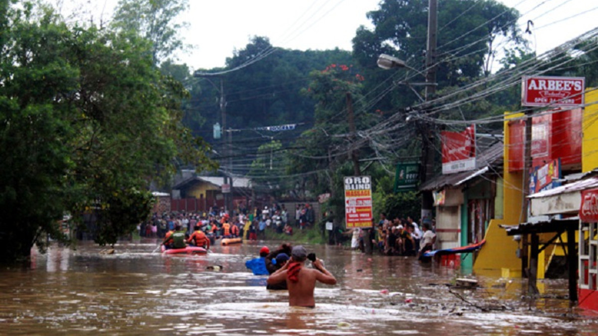 Філіппіни страждають від сильної повені: є жертви - фото 1