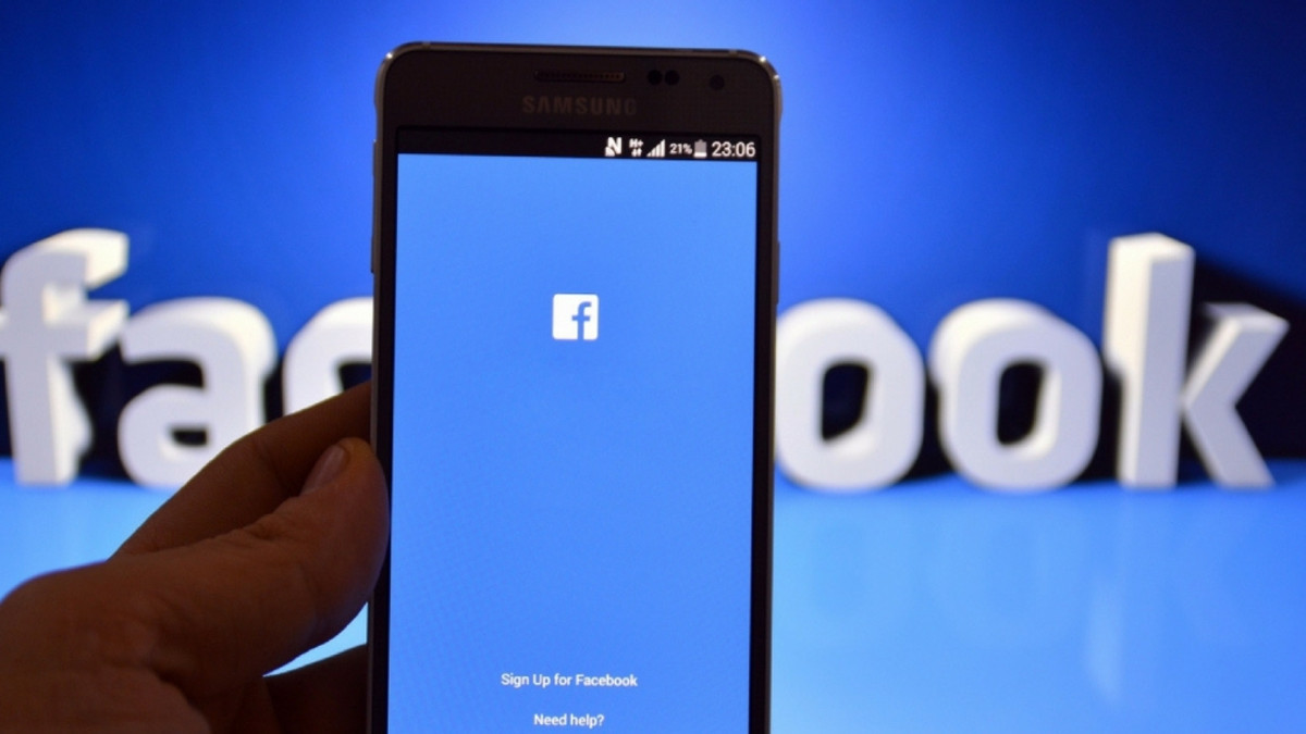 Як зросла аудиторія Facebook після заборони "Вконтакте" - фото 1