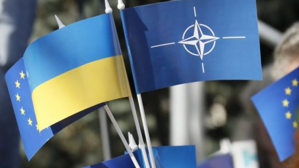 Україна поки не готова до вступу до НАТО - фото 1
