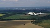Пілот Мрії вперше показав зліт українського авіагіганта, знятий з дрона: відео